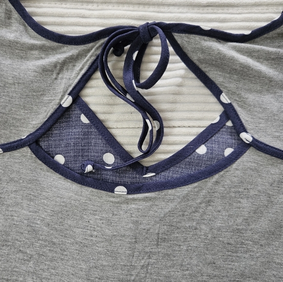 Fortune & Ivy Navy Polka Dot Top with Gray Accents Size M - Picture 7 of 8